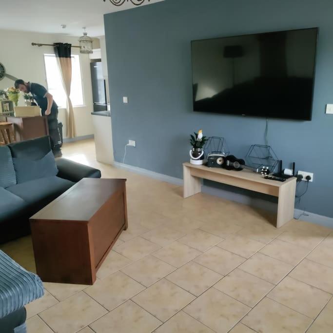 Apt 3 The Grainstore Клифдън Екстериор снимка